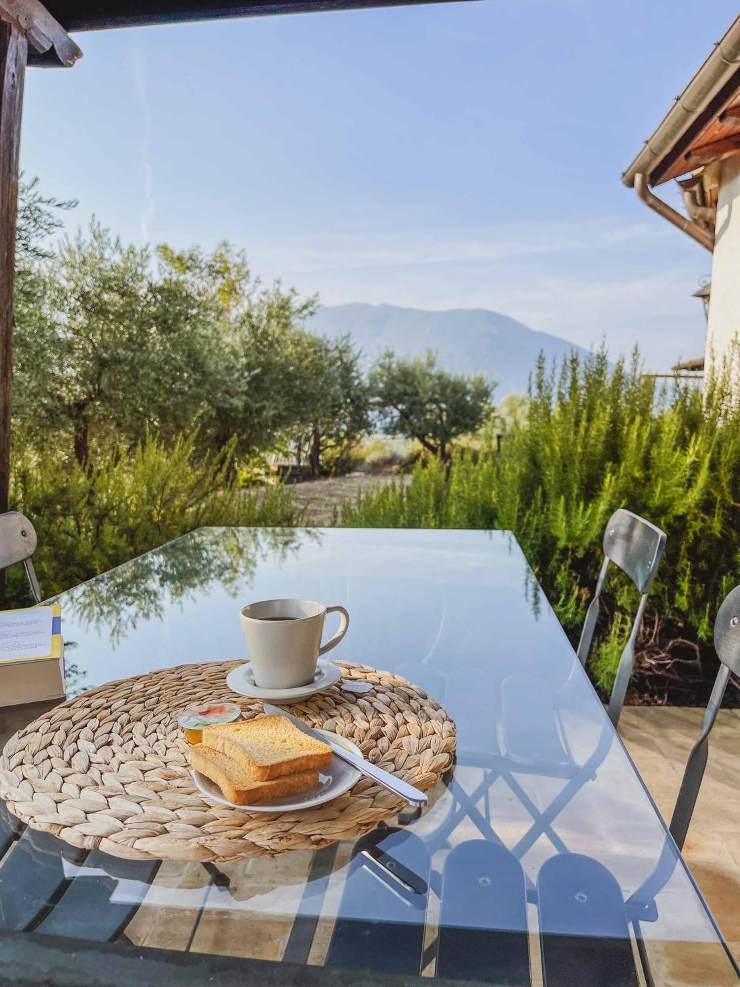 Pietra Pizzuta Country House Torre de' Passeri Exterior photo