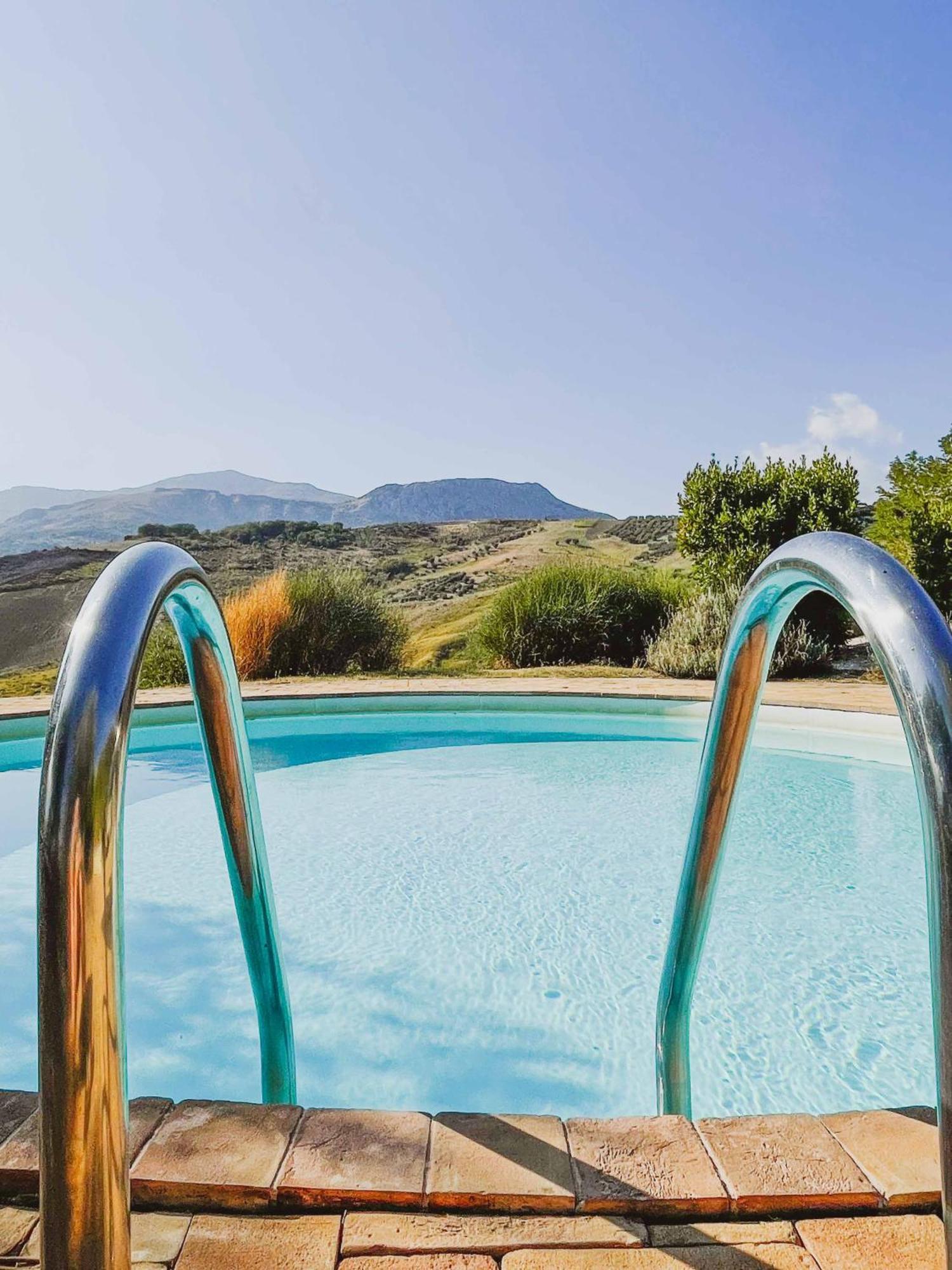 Pietra Pizzuta Country House Torre de' Passeri Exterior photo